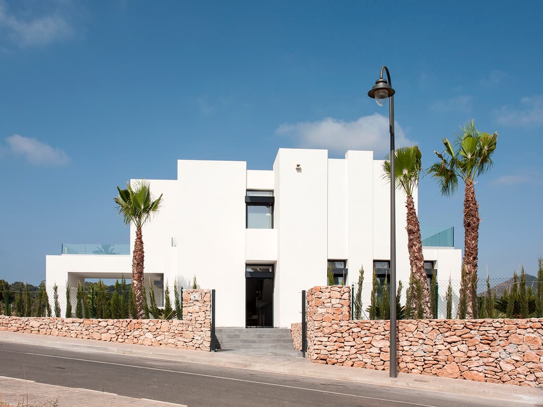 Las Acacias - Image 2